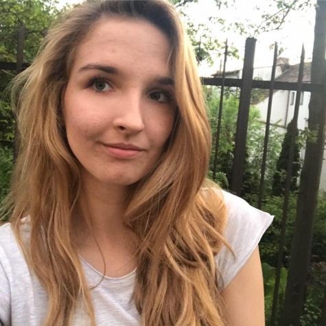 ona hleda jeho na flirt